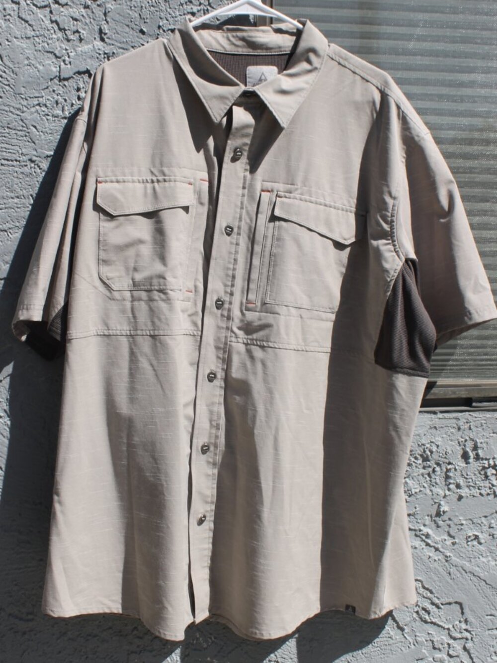Ascend Fishing Tan Shirt Men Size 2XL Button Up Collared Short Sleeve Vented L/W